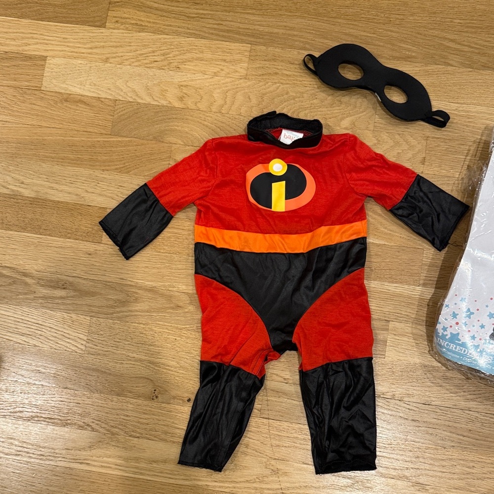 Disney Incredibles Kids Costume - Red, Black, and Orange